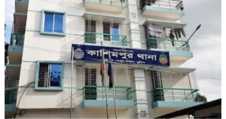 চলন্ত বাসে নারীকে ধর্ষণচেষ্টা, গ্রেপ্তার ৩